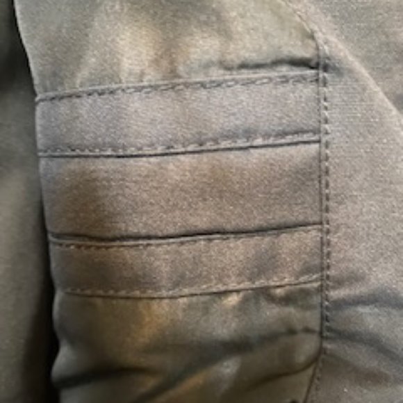 WOMENS (L) NOIZE cruelty-free outerwear Coat  Black with  FAUX Fur trimmed Hood - Picture 3 of 7